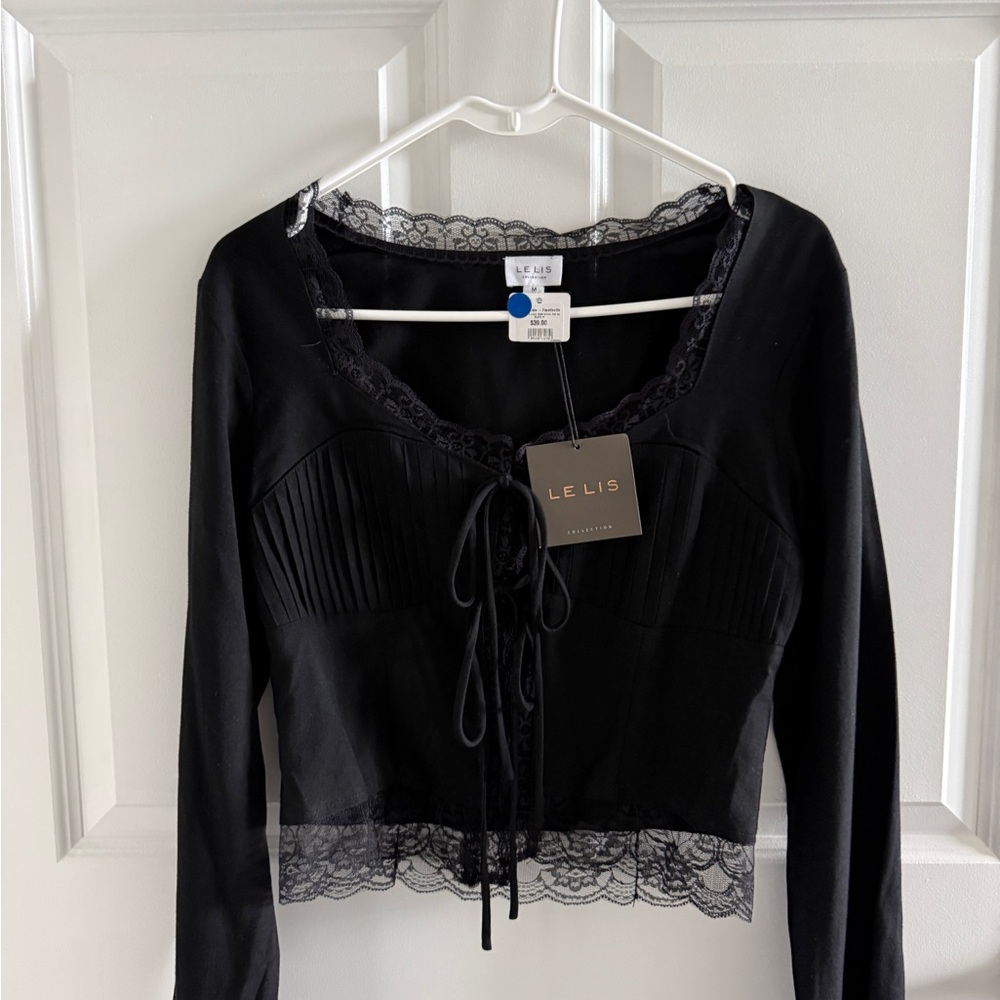 Le Lis Black Lace-Trim Long Sleeve Tie-Front Crop Top